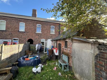 3 bedroom Terraced House for sale in Shobnall Road, Burton-On-Trent
