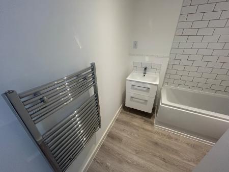 2 bedroom Flat to let in 1 Erasmus Drive, Derbyshire, Derby, DE1