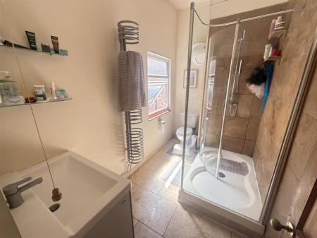 2 bedroom Terraced House for sale in Horninglow Road, Burton-On-Trent