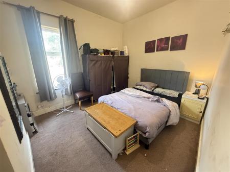 2 bedroom Terraced House for sale in Horninglow Road, Burton-On-Trent