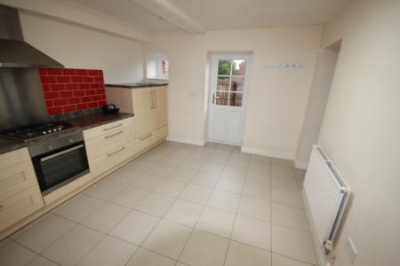 3 bedroom House to let in Home Farm Close, Heather, LE67