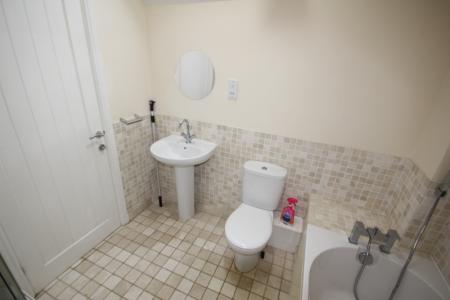3 bedroom House to let in Home Farm Close, Heather, LE67