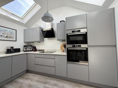 4 bedroom Detached bungalow for sale in Alderbrook Close, Rolleston-On-Dove, Burton-On-Trent