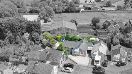 4 bedroom Detached bungalow for sale in Alderbrook Close, Rolleston-On-Dove, Burton-On-Trent