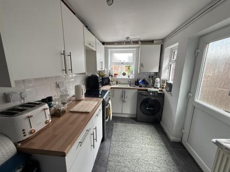 2 bedroom Terraced House for sale in Tutbury Road, Burton-On-Trent