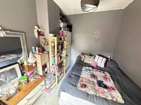 2 bedroom Terraced House for sale in Tutbury Road, Burton-On-Trent