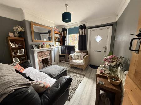 2 bedroom Terraced House for sale in Tutbury Road, Burton-On-Trent