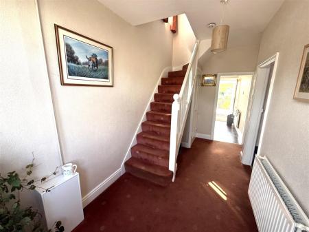 3 bedroom Semi-detached house for sale in Forest Road, Burton-On-Trent