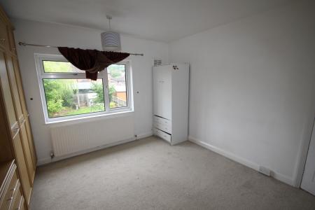 3 bedroom Semi-detached house to let in Harlaxton Street, Staffordshire, Burton upon Trent, DE13