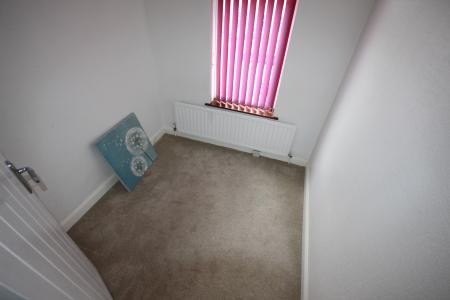 3 bedroom Semi-detached house to let in Harlaxton Street, Staffordshire, Burton upon Trent, DE13