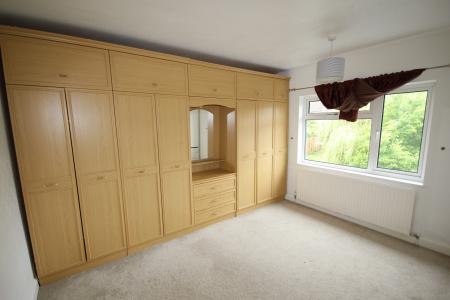 3 bedroom Semi-detached house to let in Harlaxton Street, Staffordshire, Burton upon Trent, DE13