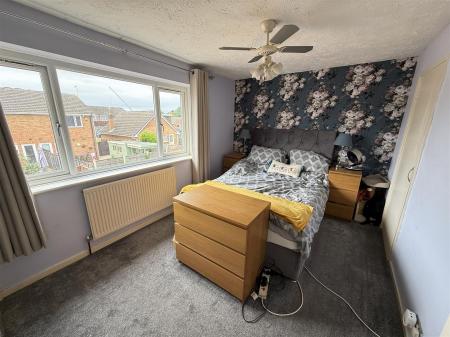 3 bedroom Semi-detached house for sale in Fairham Road, Stretton, Burton-On-Trent