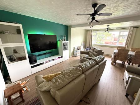 3 bedroom Semi-detached house for sale in Fairham Road, Stretton, Burton-On-Trent