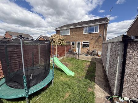 3 bedroom Semi-detached house for sale in Fairham Road, Stretton, Burton-On-Trent