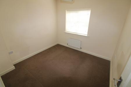 3 bedroom House to let in Panama Road, Burton upon Trent, DE13
