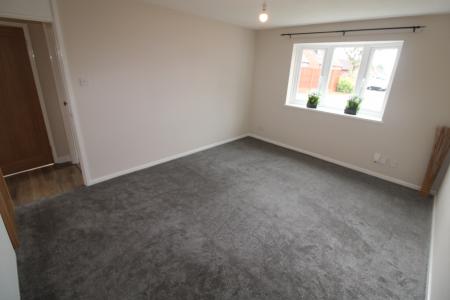 3 bedroom House to let in Panama Road, Burton upon Trent, DE13