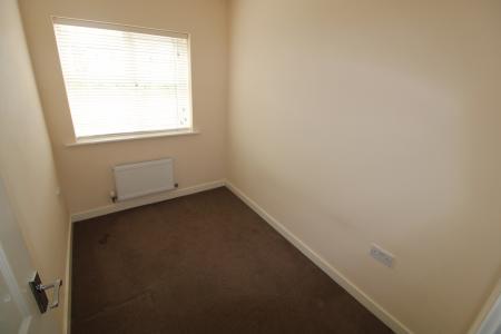 3 bedroom House to let in Panama Road, Burton upon Trent, DE13