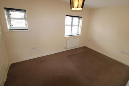 3 bedroom House to let in Panama Road, Burton upon Trent, DE13