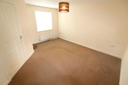 3 bedroom House to let in Panama Road, Burton upon Trent, DE13