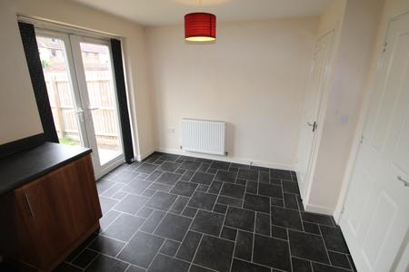 3 bedroom House to let in Panama Road, Burton upon Trent, DE13