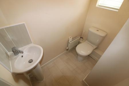 3 bedroom House to let in Panama Road, Burton upon Trent, DE13
