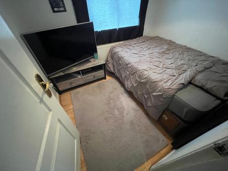 3 bedroom Detached house to let in Marlow Drive, Branston, DE14