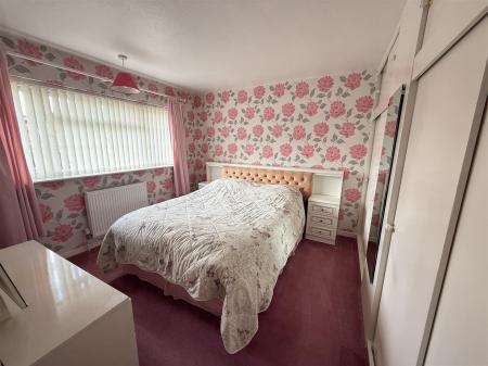 3 bedroom Semi-detached house for sale in Clays Lane, Branston, Burton-On-Trent