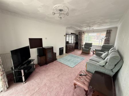 3 bedroom Semi-detached house for sale in Clays Lane, Branston, Burton-On-Trent