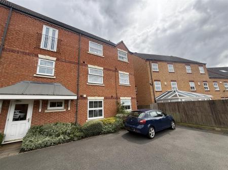 2 bedroom Apartment for sale in Thames Way, Hilton, Derby