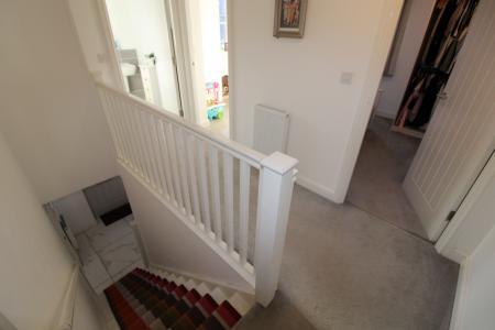 3 bedroom Detached house to let in Bittern View, Derbyshire, Willington, DE65