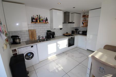 3 bedroom Detached house to let in Bittern View, Derbyshire, Willington, DE65