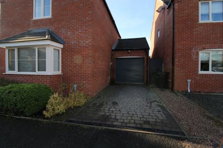3 bedroom Detached house to let in Bittern View, Derbyshire, Willington, DE65