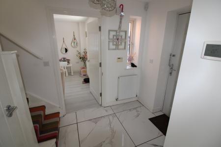 3 bedroom Detached house to let in Bittern View, Derbyshire, Willington, DE65