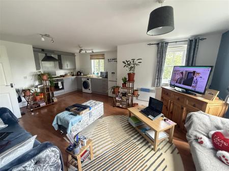 1 bedroom Apartment for sale in Hendeley Court, Burton-On-Trent