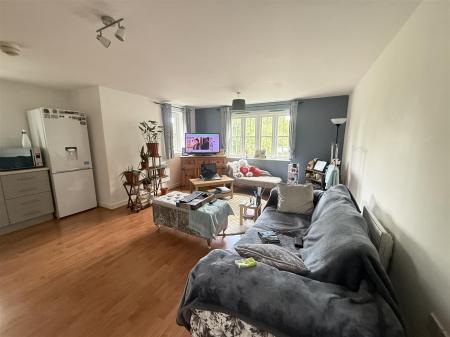 1 bedroom Apartment for sale in Hendeley Court, Burton-On-Trent