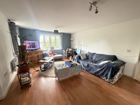 1 bedroom Apartment for sale in Hendeley Court, Burton-On-Trent