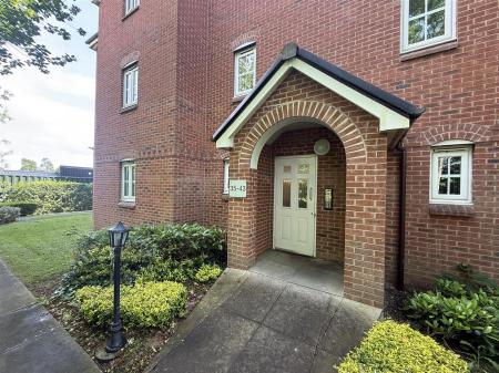 1 bedroom Apartment for sale in Hendeley Court, Burton-On-Trent