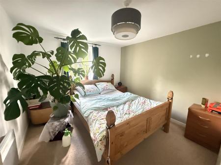 1 bedroom Apartment for sale in Hendeley Court, Burton-On-Trent
