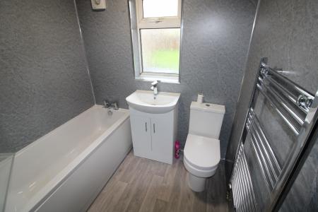 2 bedroom Apartment to let in Sycamore Road, Stapenhill, DE15
