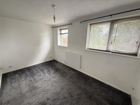 1 bedroom Apartment for sale in Westminster Drive, Stretton, Burton-On-Trent