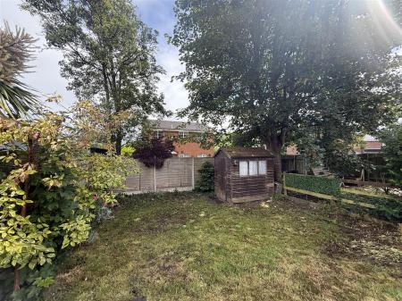 1 bedroom Apartment for sale in Westminster Drive, Stretton, Burton-On-Trent