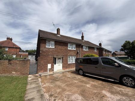 4 bedroom Semi-detached house for sale in Shakespeare Road, Burton Upon Trent