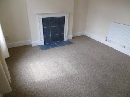 2 bedroom House to let in Glebe Street, Swadlincote, DE11
