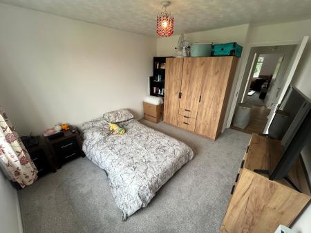 1 bedroom Flat to let in Fontwell Road, Burton Upon Trent, Branston, DE14