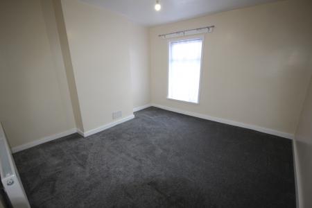 2 bedroom Terraced House to let in Clarence Street, Staffordshire, Burton upon Trent, DE14