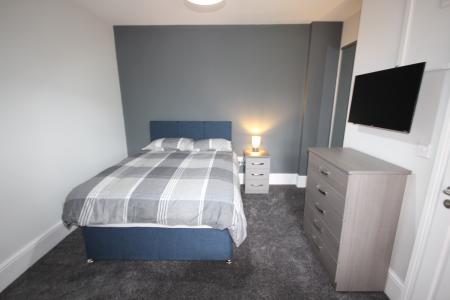 1 bedroom House share to let in Belvedere Road, Staffordshire, Burton upon Trent, DE13
