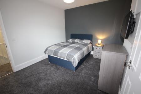 1 bedroom House share to let in Belvedere Road, Staffordshire, Burton upon Trent, DE13
