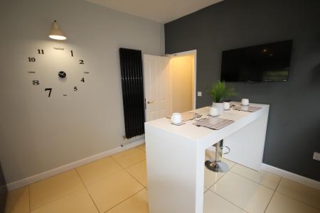 1 bedroom House share to let in Belvedere Road, Staffordshire, Burton upon Trent, DE13