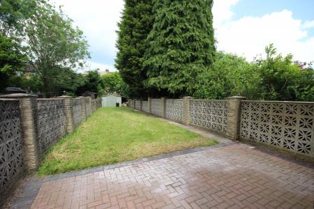 1 bedroom House share to let in Belvedere Road, Staffordshire, Burton upon Trent, DE13