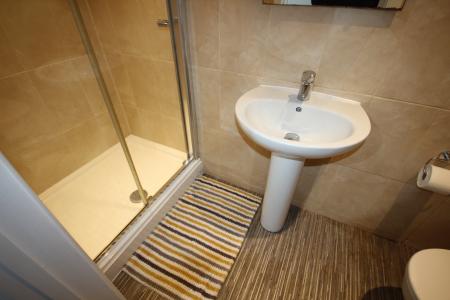1 bedroom House share to let in Belvedere Road, Staffordshire, Burton upon Trent, DE13